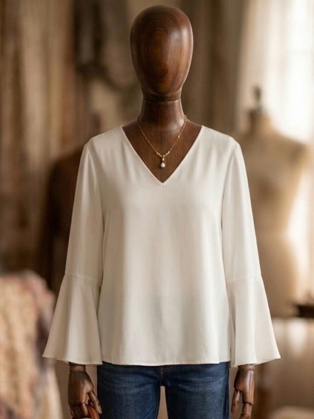 Calvin Klein Ivory V-Neck Bell Sleeve Blouse (Size XL)